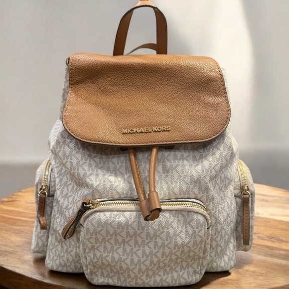 Michael Kors Abbey Large Cargo Backpack - Great Condition - Gently Used - Picture 1 of 3